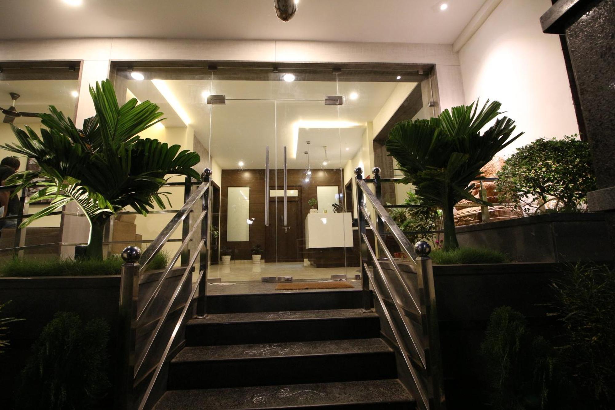 The Butterfly Luxury Serviced Apartments Visakhapatnam Dış mekan fotoğraf